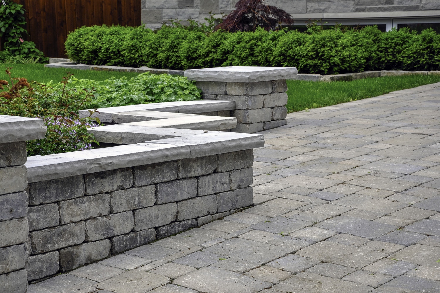Walling stone